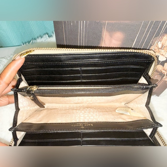 EUC - Kate Spade New York “Beale Street Neda” Continental ZipAround Wallet - Picture 12 of 14